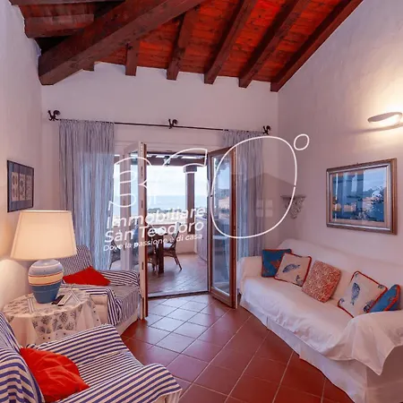 Holiday home Trilo Galathee G8